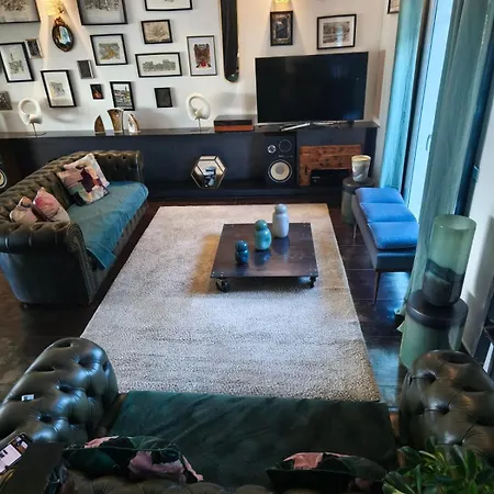 Magnifique De 250 M2 Villa